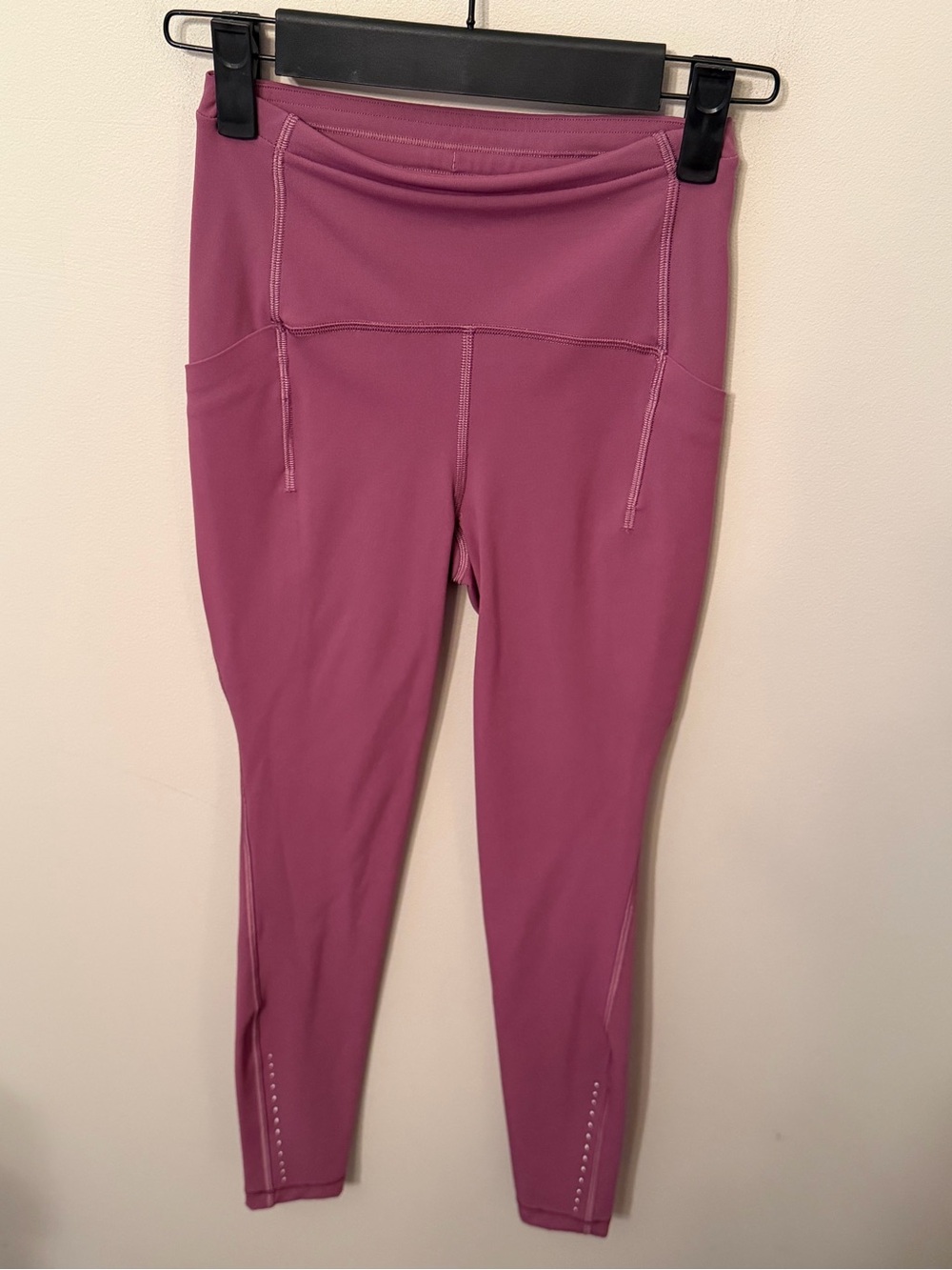 Lululemon Swift Speed Leggings size 0 Mystic Purple